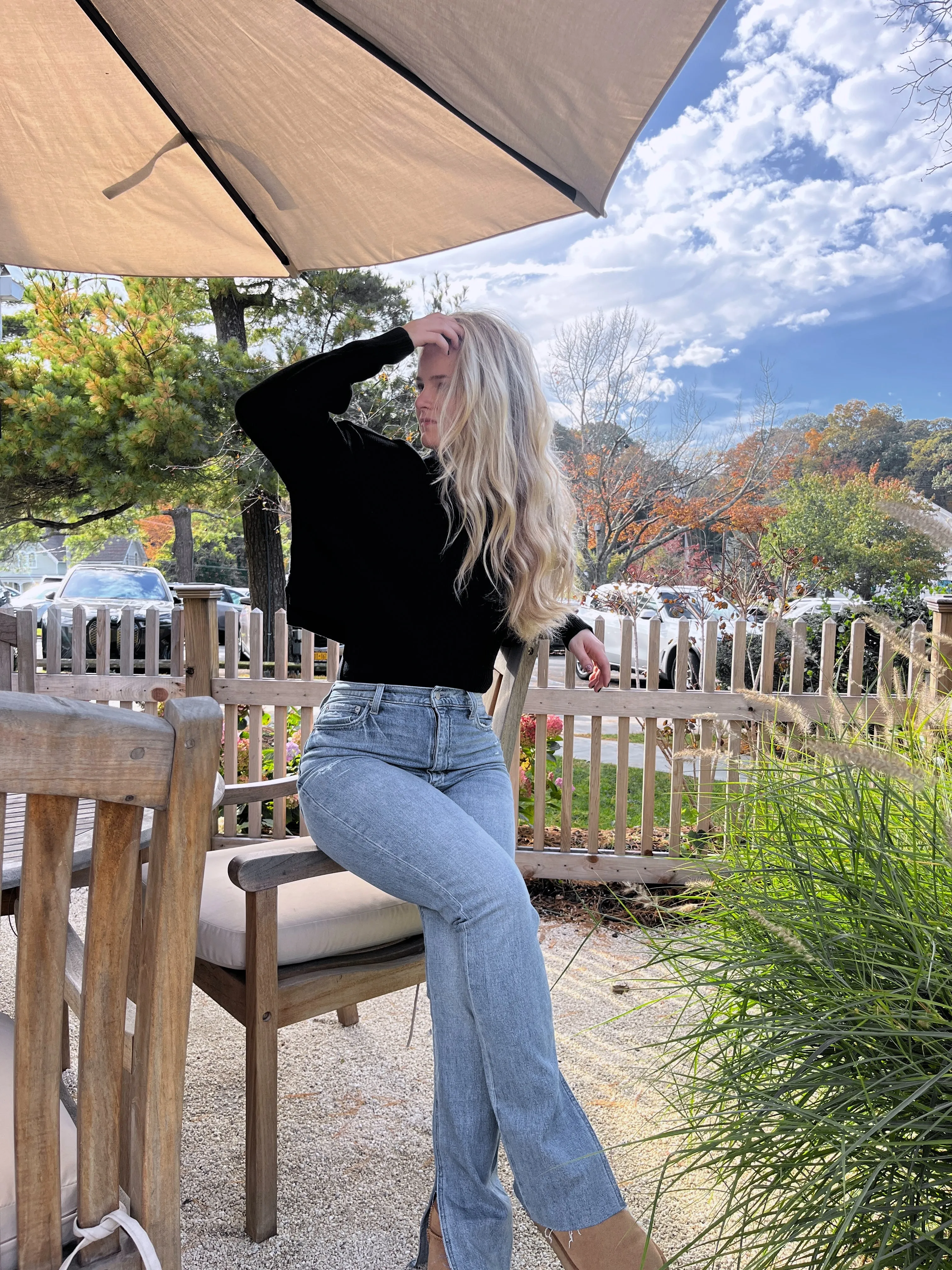 Easy Street Crop Pullover in Black