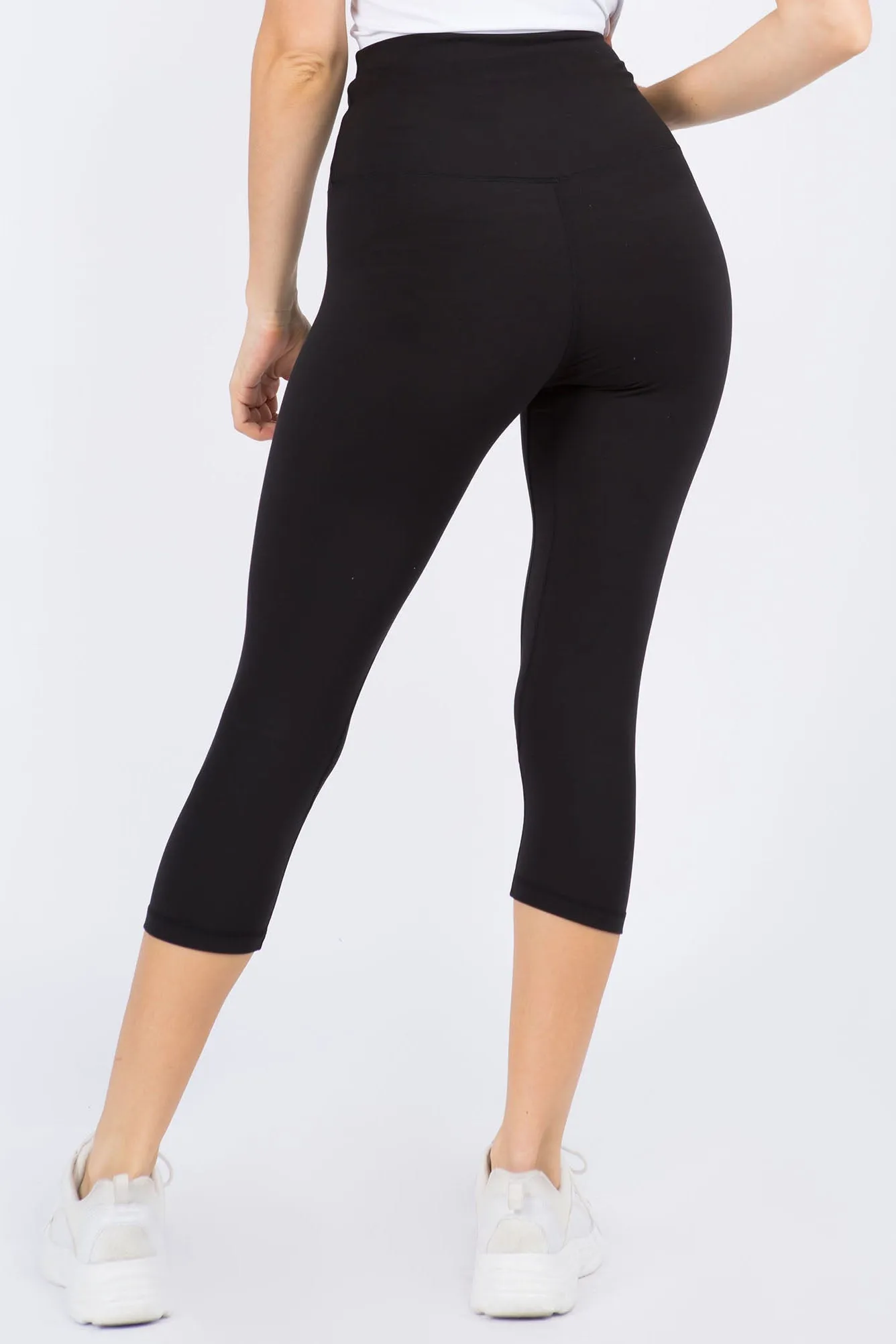 High-Rise Essential Capri Leggings
