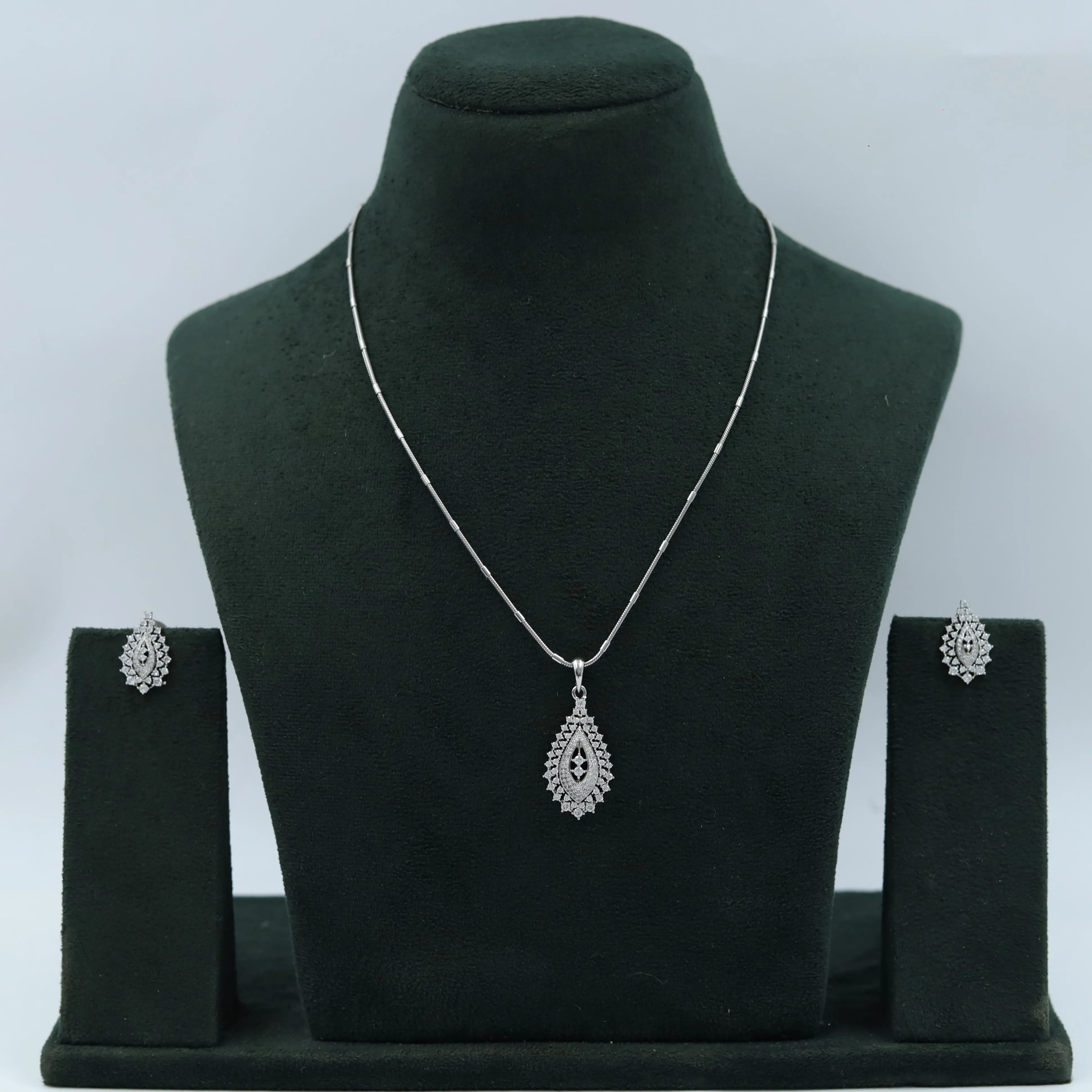 Light Zircon/AD Pendant Set 6182-08