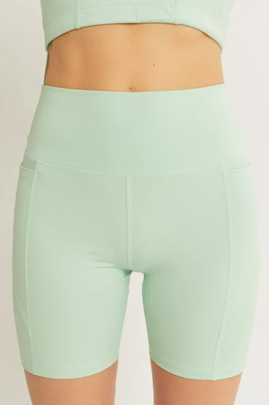 Women's Activewear Leggings Shorts Seam Detail